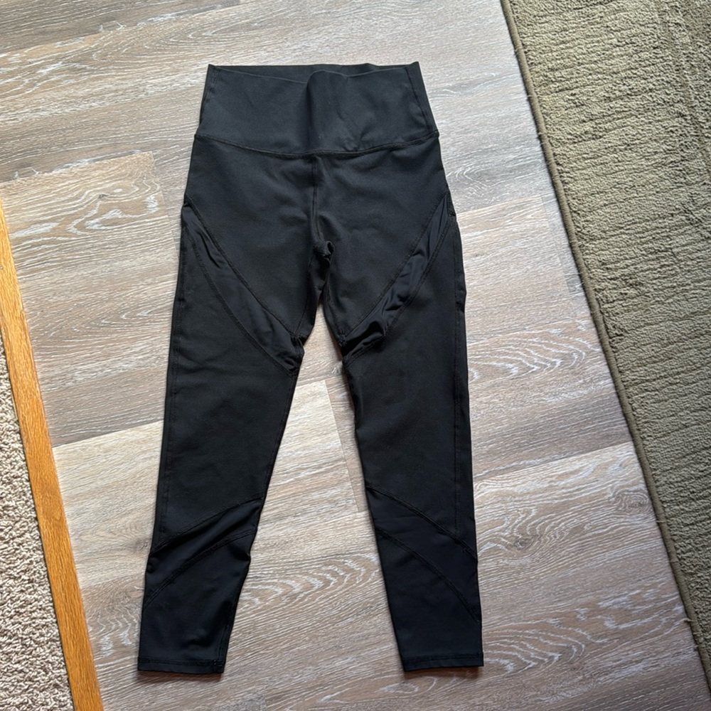 EUC AERIE LEGGINGS